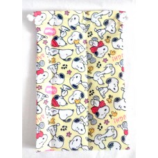 Snoopy/Peanuts drawstring/storage bag/pouch-yellow